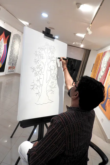 Photo gallery image 8 - Padma Shri Bhajju Shyam's Exhibition 'Van Katha' at Aakriti Art Gallery