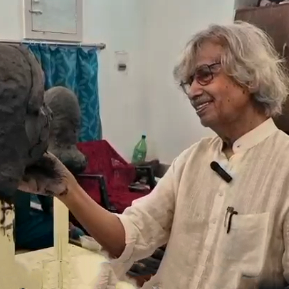 Jogen Chowdhury sculpts Banalata — a serene bronze portrait born from the master’s own hands.